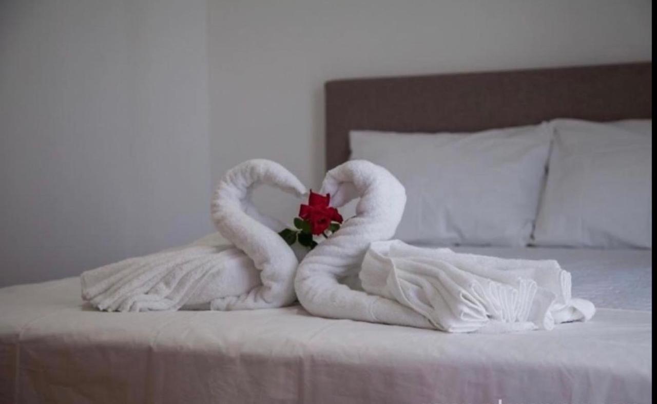 Delux Apartmani Dobra Voda Ngoại thất bức ảnh